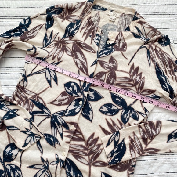 J. Crew Cardigan in Botanical Leaf Print Brown and Black size Medium - Picture 3 of 5